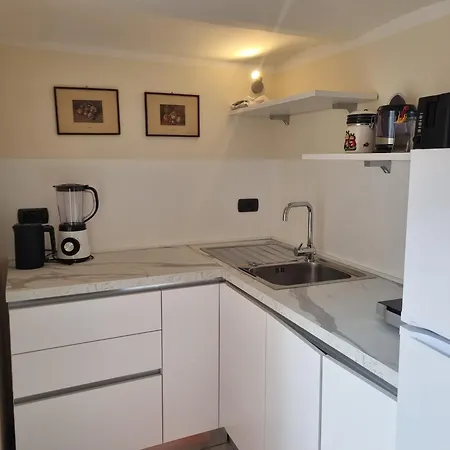 Appartement Da Sergio - *